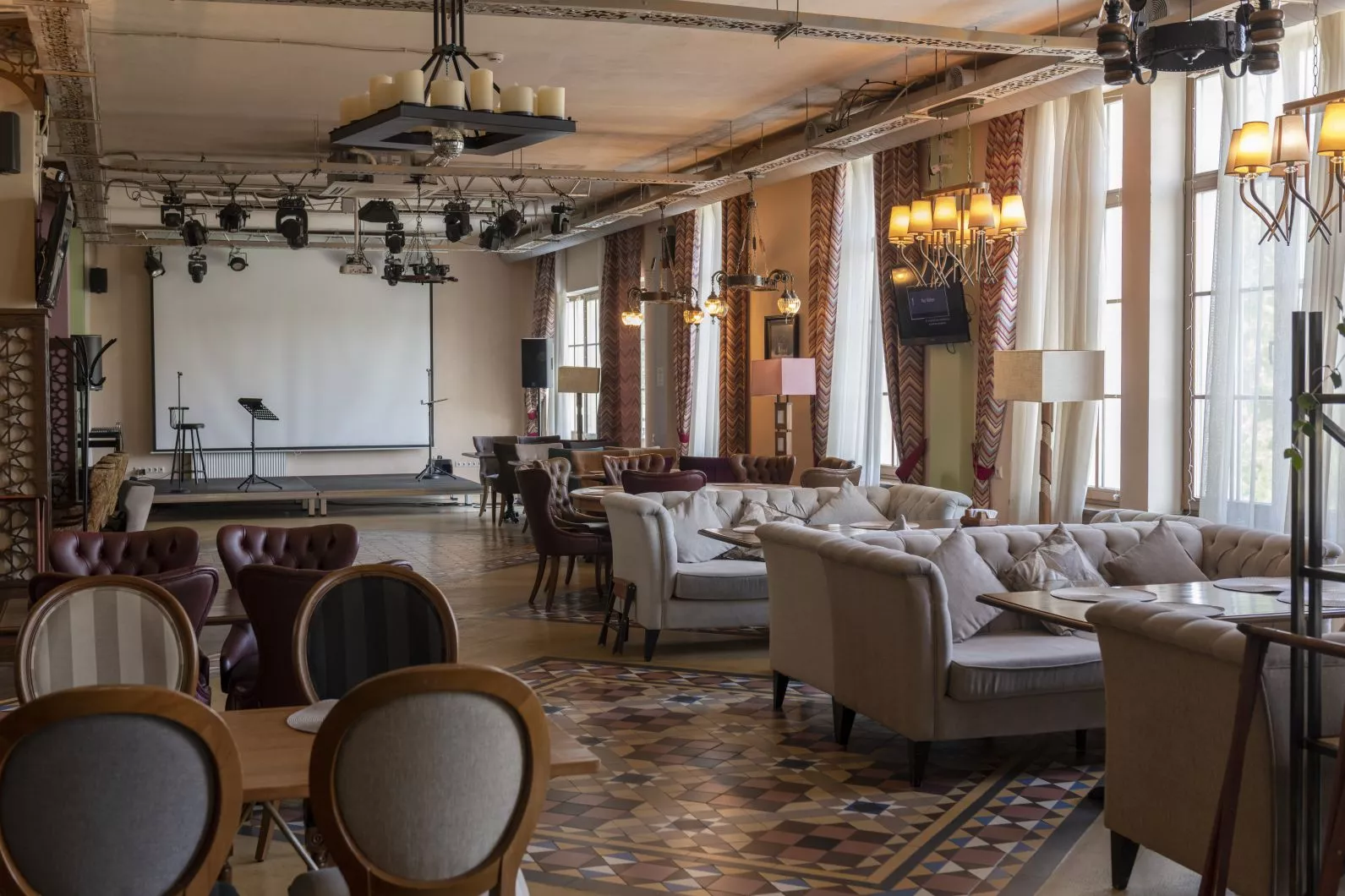Ресторан с VIP комнатами в Зеленограде Чайхана «Дюшес» 10